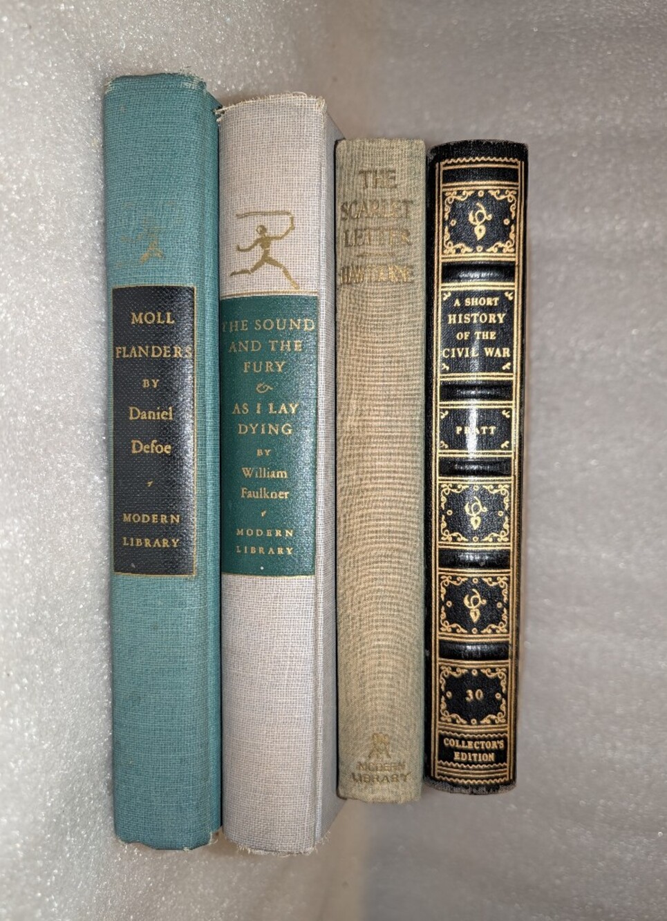 Vintage Classic Books Lot of 4 Modern Library Faulkner Defoe Hawthorne Civil War